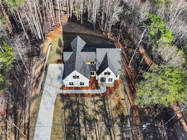 2439 Venture Drive, Gainesville, GA 30506