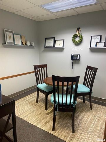 609 35TH Avenue Lower Level, Moline, IL 61265