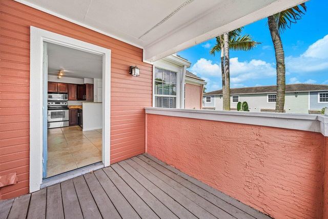 1345 Crystal Way B, Delray Beach, FL 33444