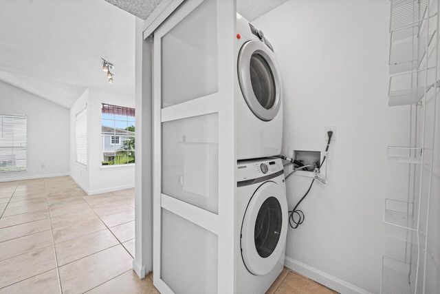 1345 Crystal Way B, Delray Beach, FL 33444