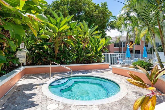 1345 Crystal Way B, Delray Beach, FL 33444