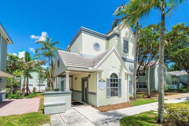 1345 Crystal Way B, Delray Beach, FL 33444