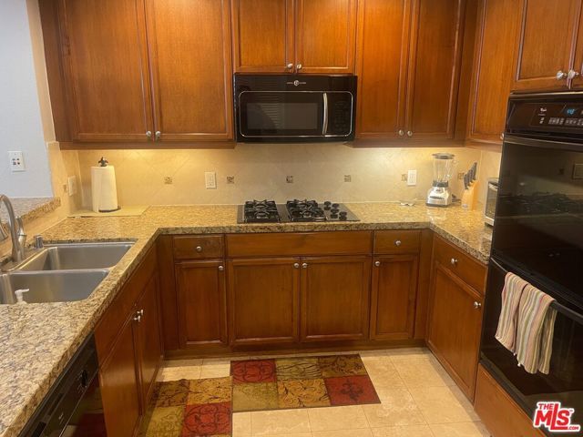 5625 Crescent Parkway 106, Los Angeles, CA 90094