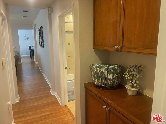 5625 Crescent Parkway 106, Los Angeles, CA 90094