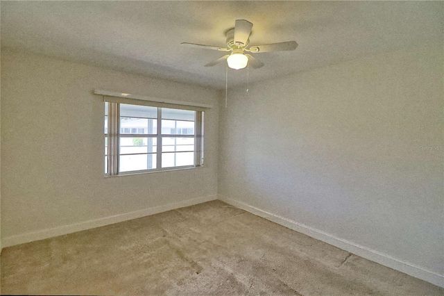 302 CANTON COURT 59, Sun City Center, FL 33573