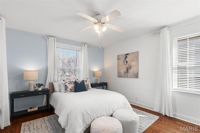 7520 Oxford Drive 1E, Clayton, MO 63105