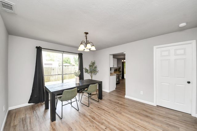 16118 Bunker Ridge Road, Houston, TX 77053