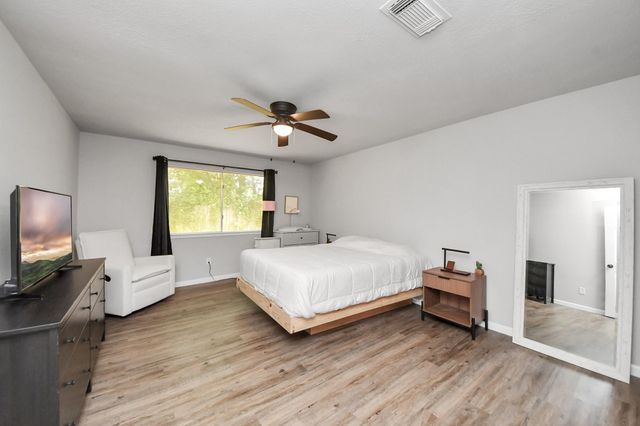 16118 Bunker Ridge Road, Houston, TX 77053