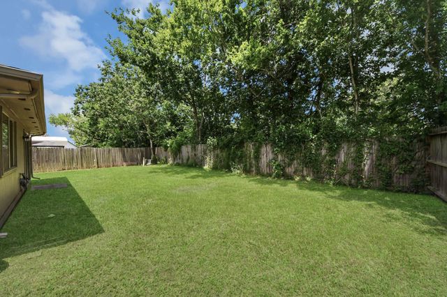 16118 Bunker Ridge Road, Houston, TX 77053