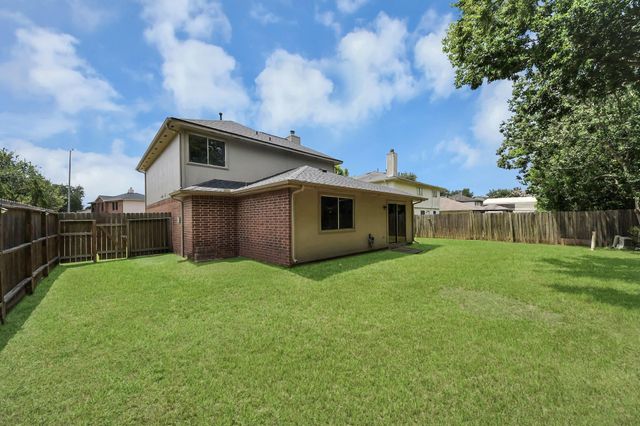 16118 Bunker Ridge Road, Houston, TX 77053