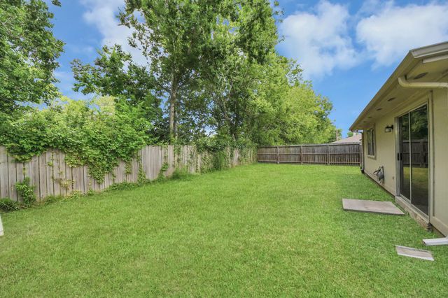 16118 Bunker Ridge Road, Houston, TX 77053