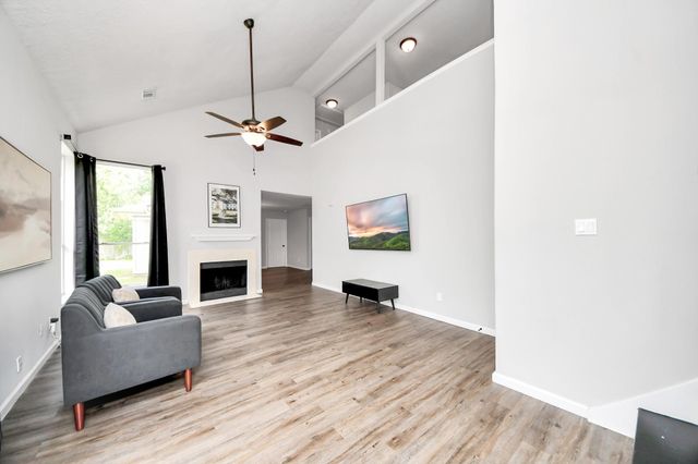 16118 Bunker Ridge Road, Houston, TX 77053