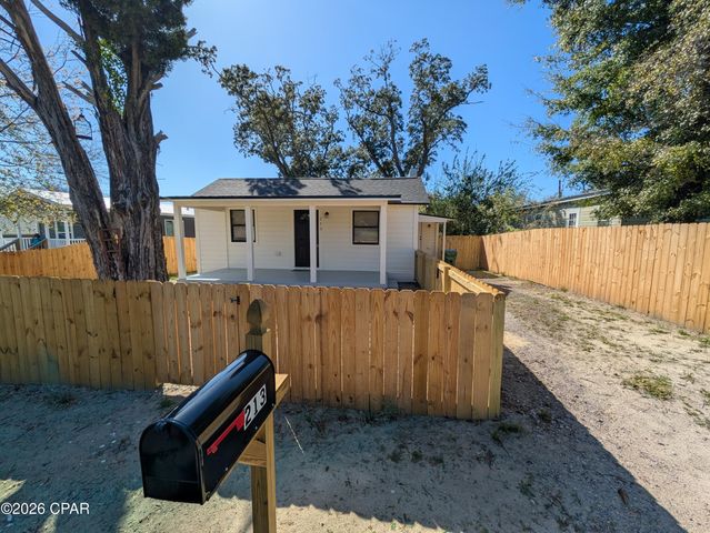 213 Springfield Avenue, Panama City, FL 32401