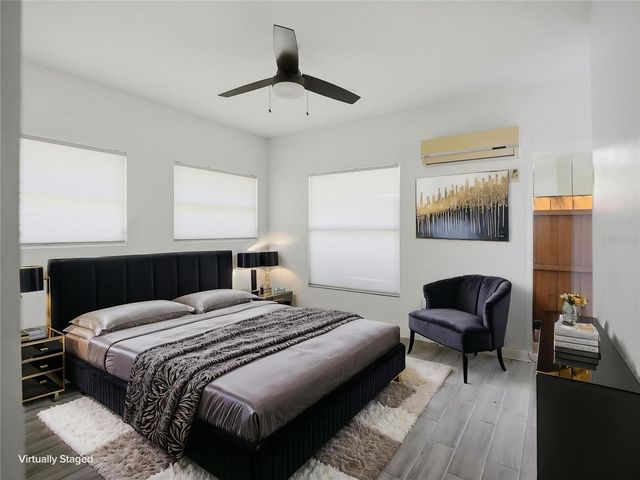 1015 32ND AVENUE N, St Petersburg, FL 33704
