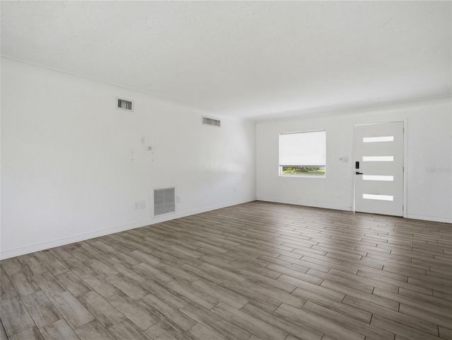 1015 32ND AVENUE N, St Petersburg, FL 33704
