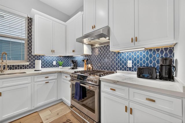 2617 Live Oak Street, Houston, TX 77004