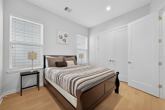 2617 Live Oak Street, Houston, TX 77004