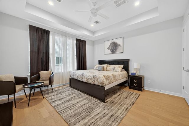 2617 Live Oak Street, Houston, TX 77004