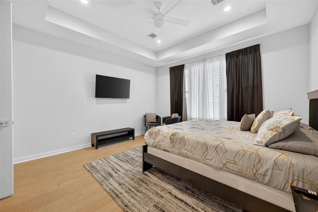 2617 Live Oak Street, Houston, TX 77004