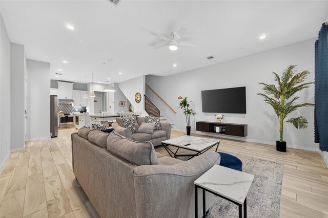 2617 Live Oak Street, Houston, TX 77004