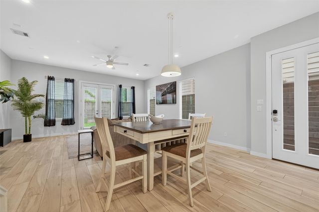 2617 Live Oak Street, Houston, TX 77004