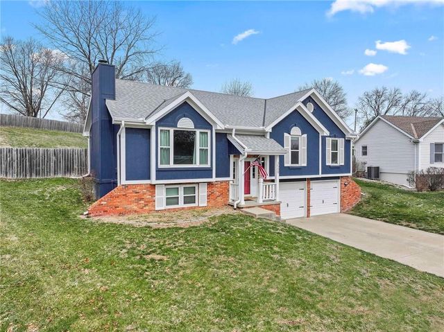 3509 Robin Lane, St Joseph, MO 64506