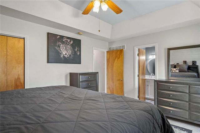 3509 Robin Lane, St Joseph, MO 64506