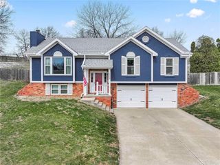3509 Robin Lane, St Joseph, MO 64506