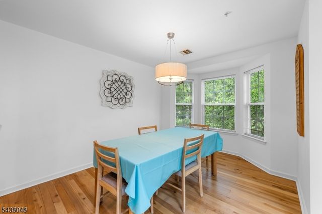 129 Autumn Ct, Roxbury Twp., NJ 07852