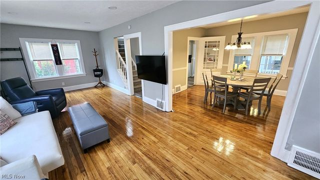3576 Avalon Road, Shaker Heights, OH 44120