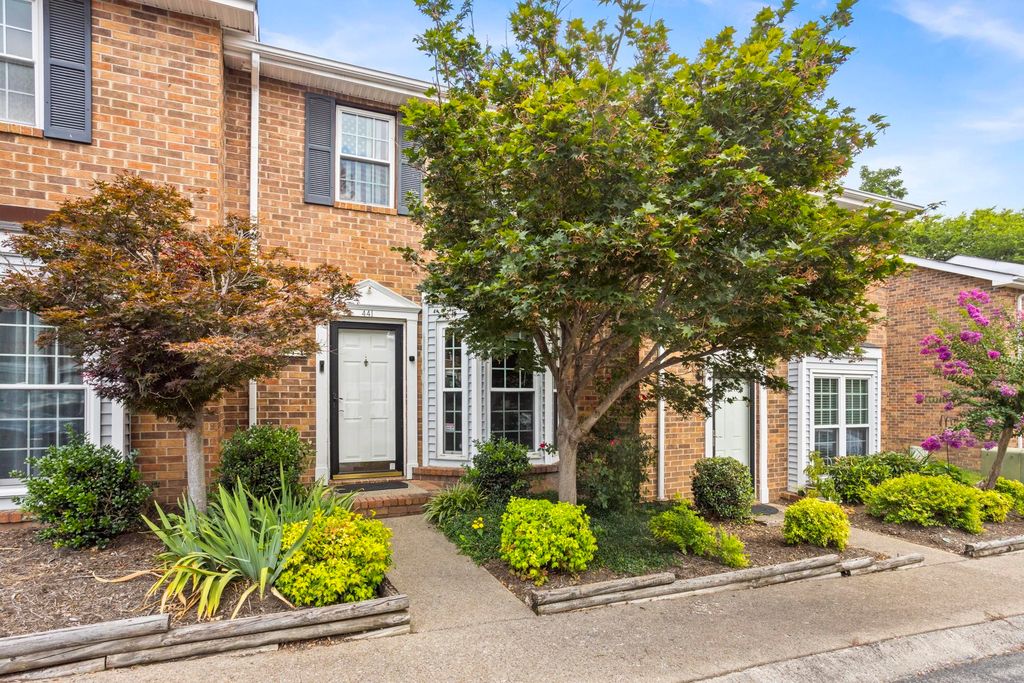 441 Claircrest Dr, Antioch, TN 37013