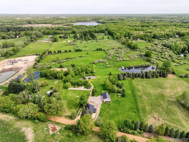 4481 Belford Road, Holly, MI 48442