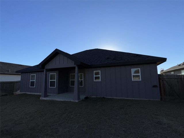 449 Dove TRL, Bertram, TX 78605