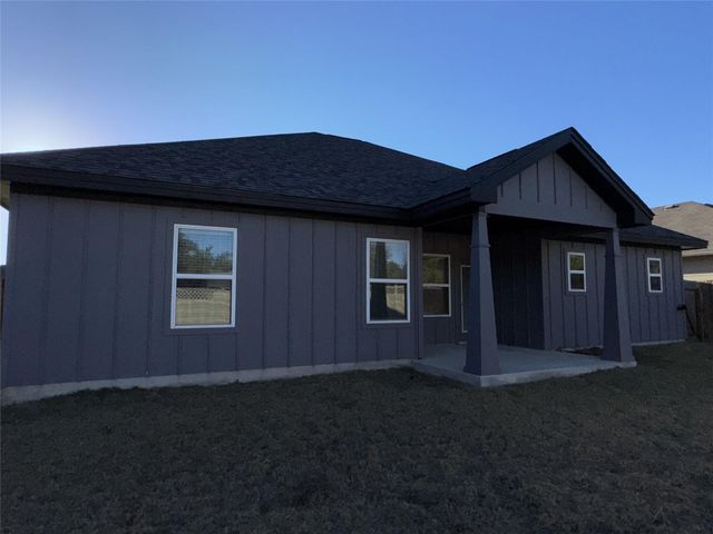 449 Dove TRL, Bertram, TX 78605