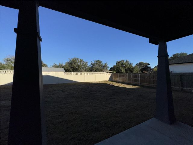 449 Dove TRL, Bertram, TX 78605