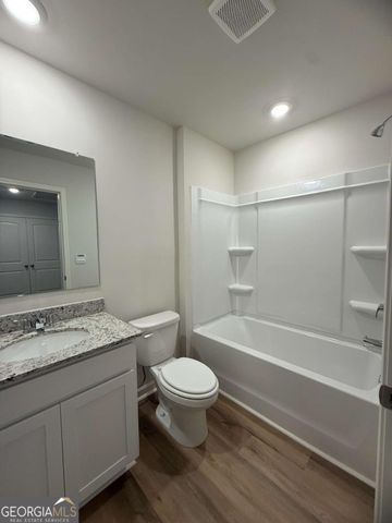 5980 Skylar Drive, Atlanta, GA 30331