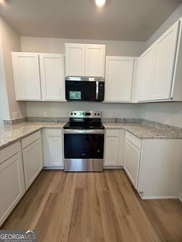 5980 Skylar Drive, Atlanta, GA 30331