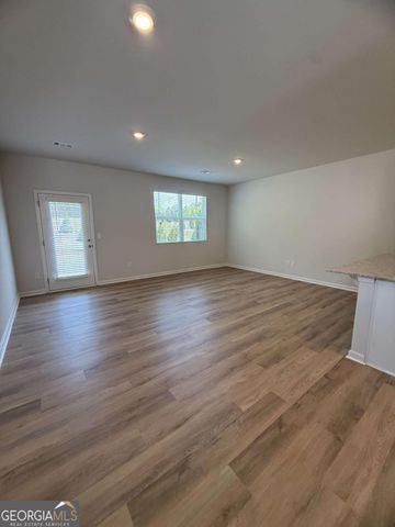 5980 Skylar Drive, Atlanta, GA 30331