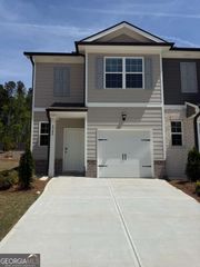 5980 Skylar Drive, Atlanta, GA 30331