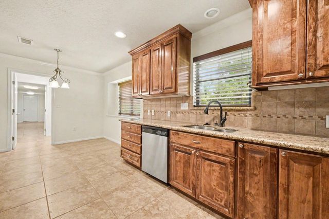 26222 Oakhurst Drive, Spring, TX 77386
