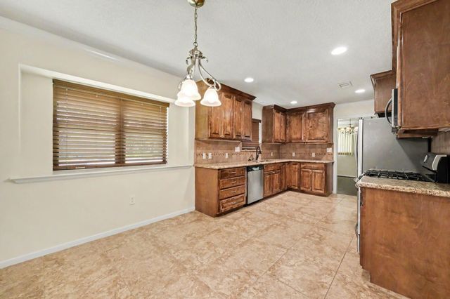 26222 Oakhurst Drive, Spring, TX 77386