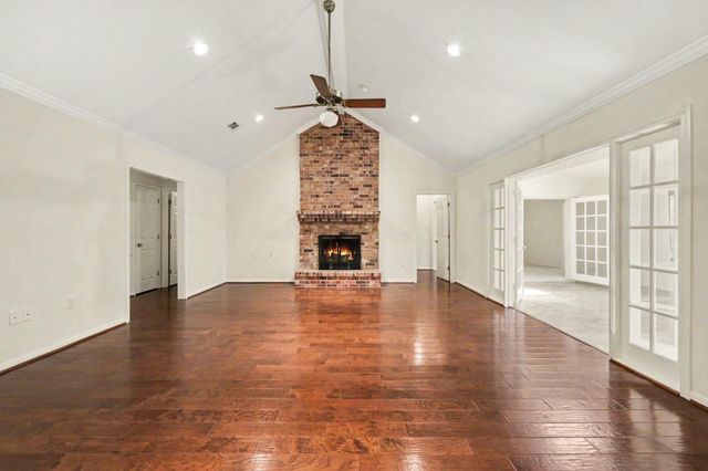 26222 Oakhurst Drive, Spring, TX 77386