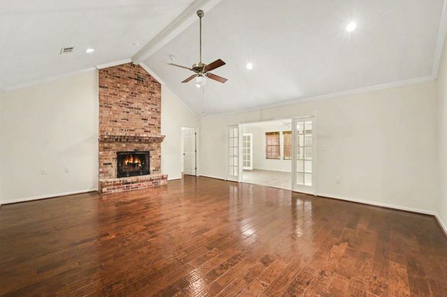 26222 Oakhurst Drive, Spring, TX 77386