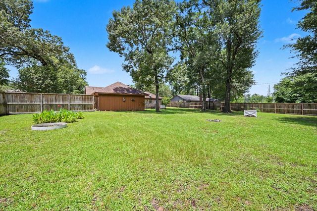 26222 Oakhurst Drive, Spring, TX 77386