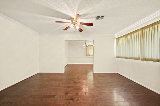 26222 Oakhurst Drive, Spring, TX 77386