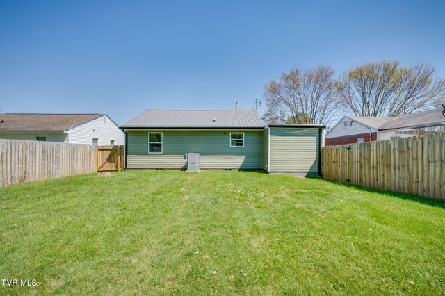 715 North North Street, Johnson City, TN 37604