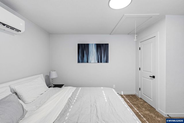 246 Salem Heights Av S, Salem, OR 97302