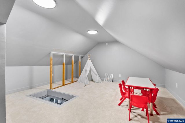 246 Salem Heights Av S, Salem, OR 97302