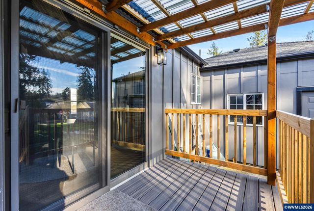 246 Salem Heights Av S, Salem, OR 97302