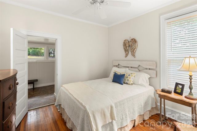 255 Hinson Terrace Drive, Saluda, NC 28773